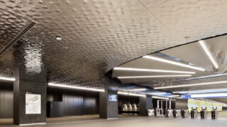 大阪メトロ夢洲駅