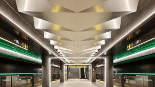 大阪メトロ夢洲駅